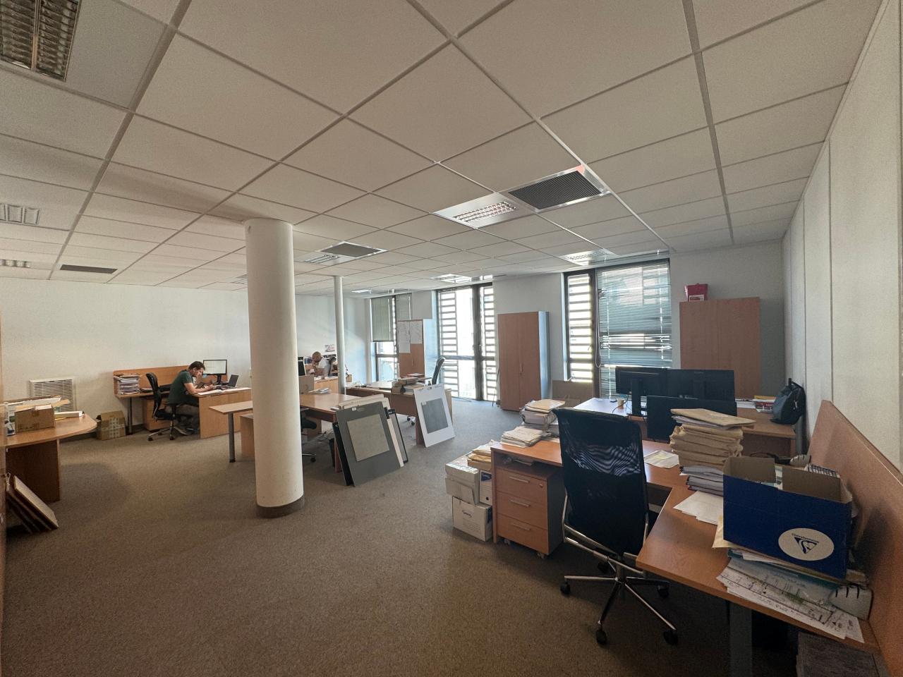 Bureau Marseille 1733m² Location bureau Marseille Bouches-du-Rhône OLBUR2533263 2